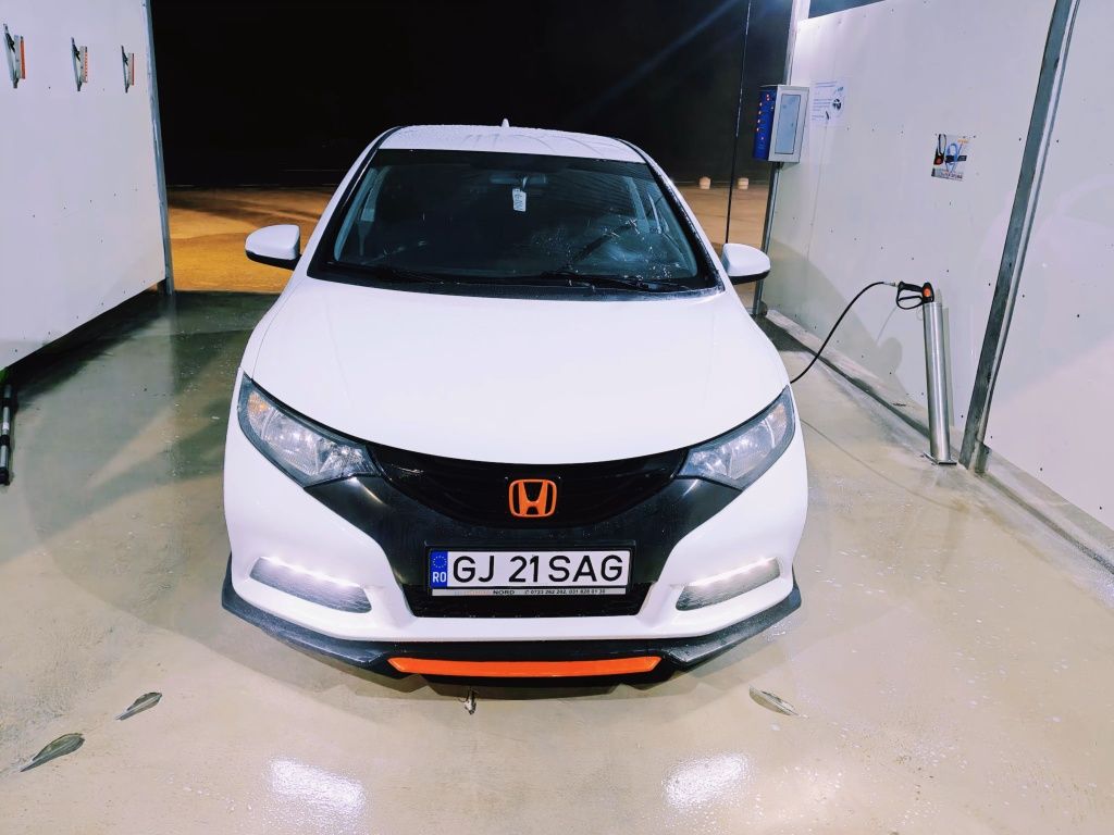 Civic 1.4  2015 10000km