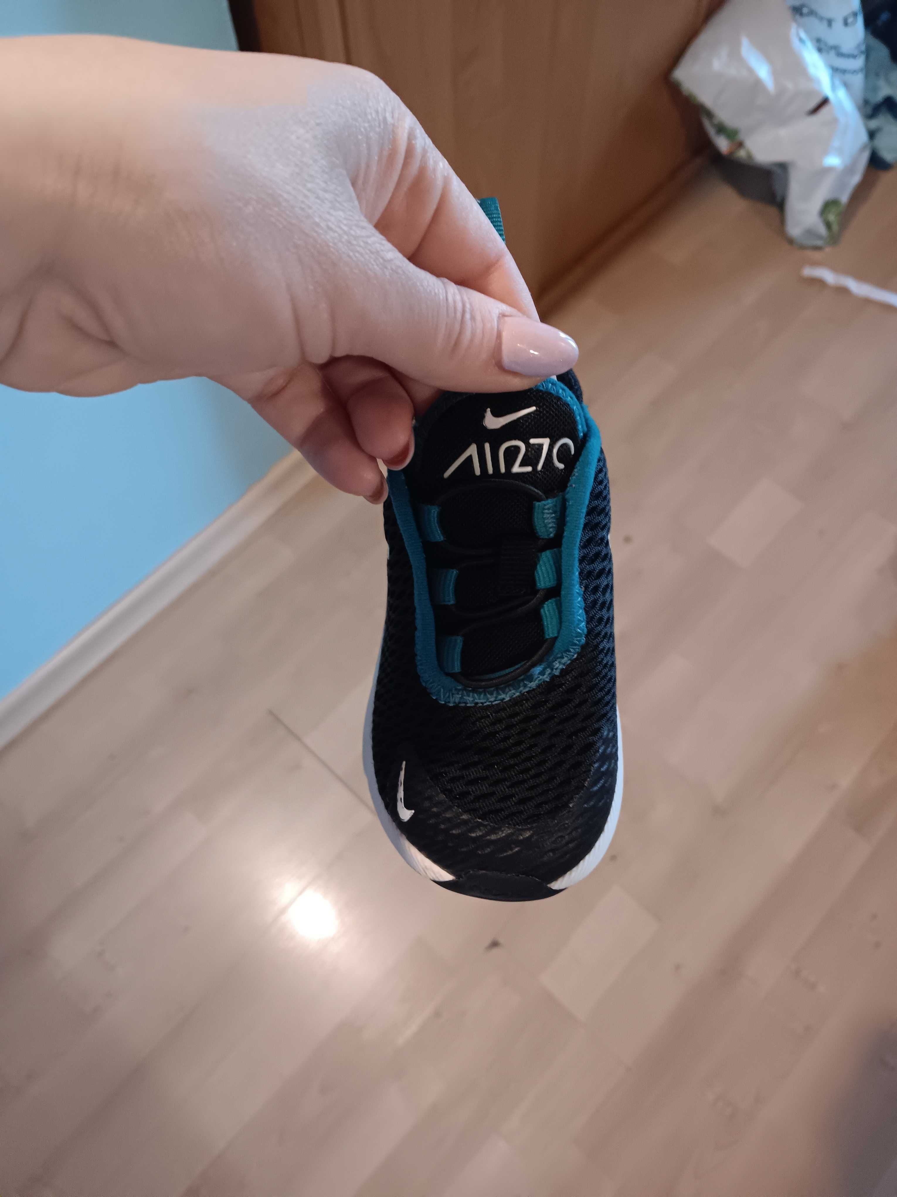 Продавам маратонки Nike
