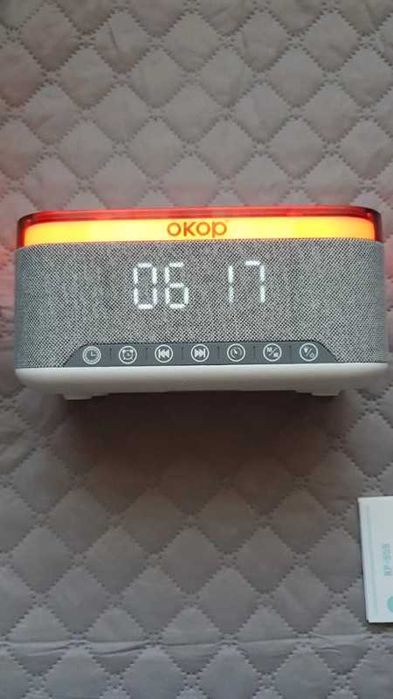 Boxa cu  Bluetooth ,Lamap RGB , încarcare wireless,,orga de lumini,etc