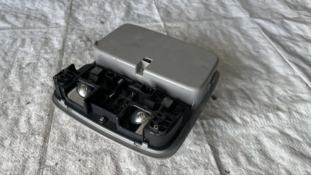 Плафон Hyundai Tucson 2004-