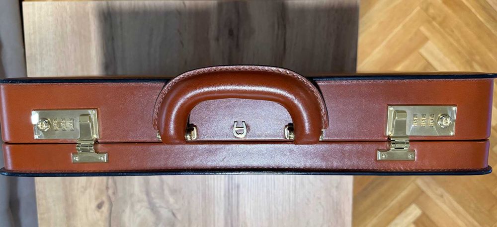 Дипломатически Куфар от чиста кожа "AGNER"