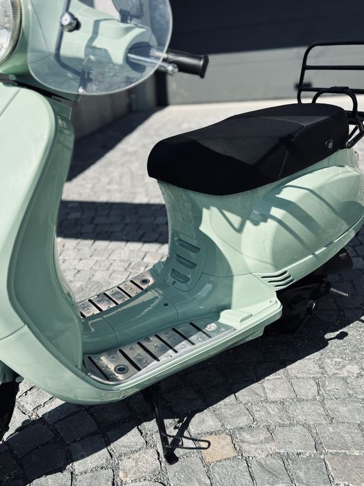 Vând scuter Razzo(vespa,yamaha,riva)