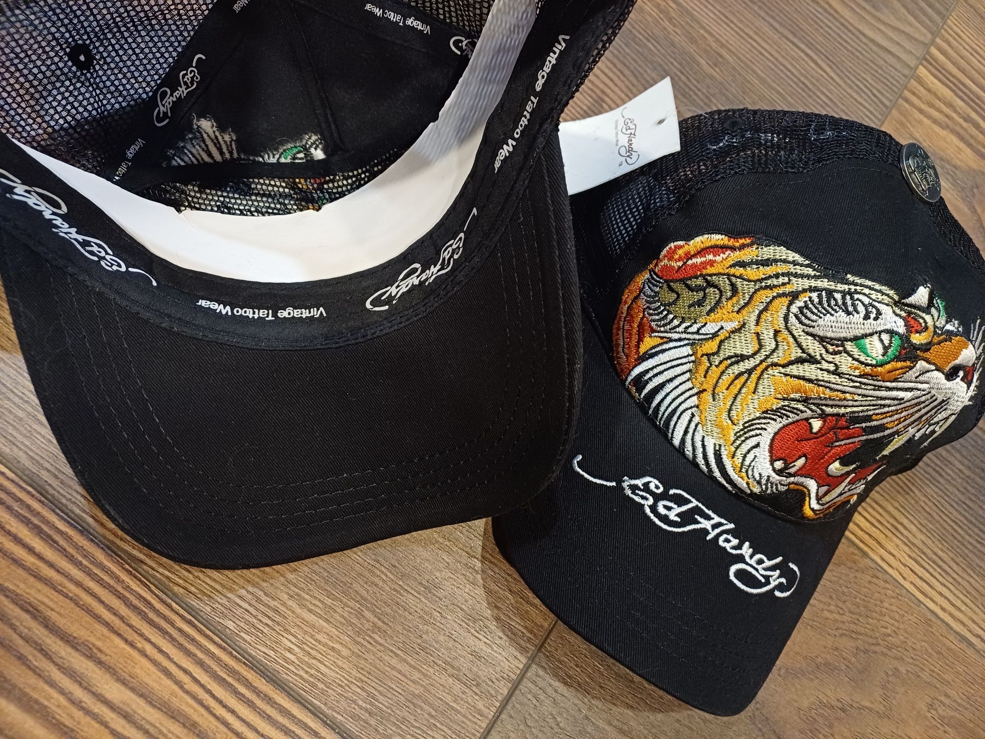 Ed Hardy шапки y2k