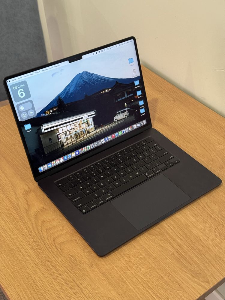 Продается Macbook Air 15 M2 2023