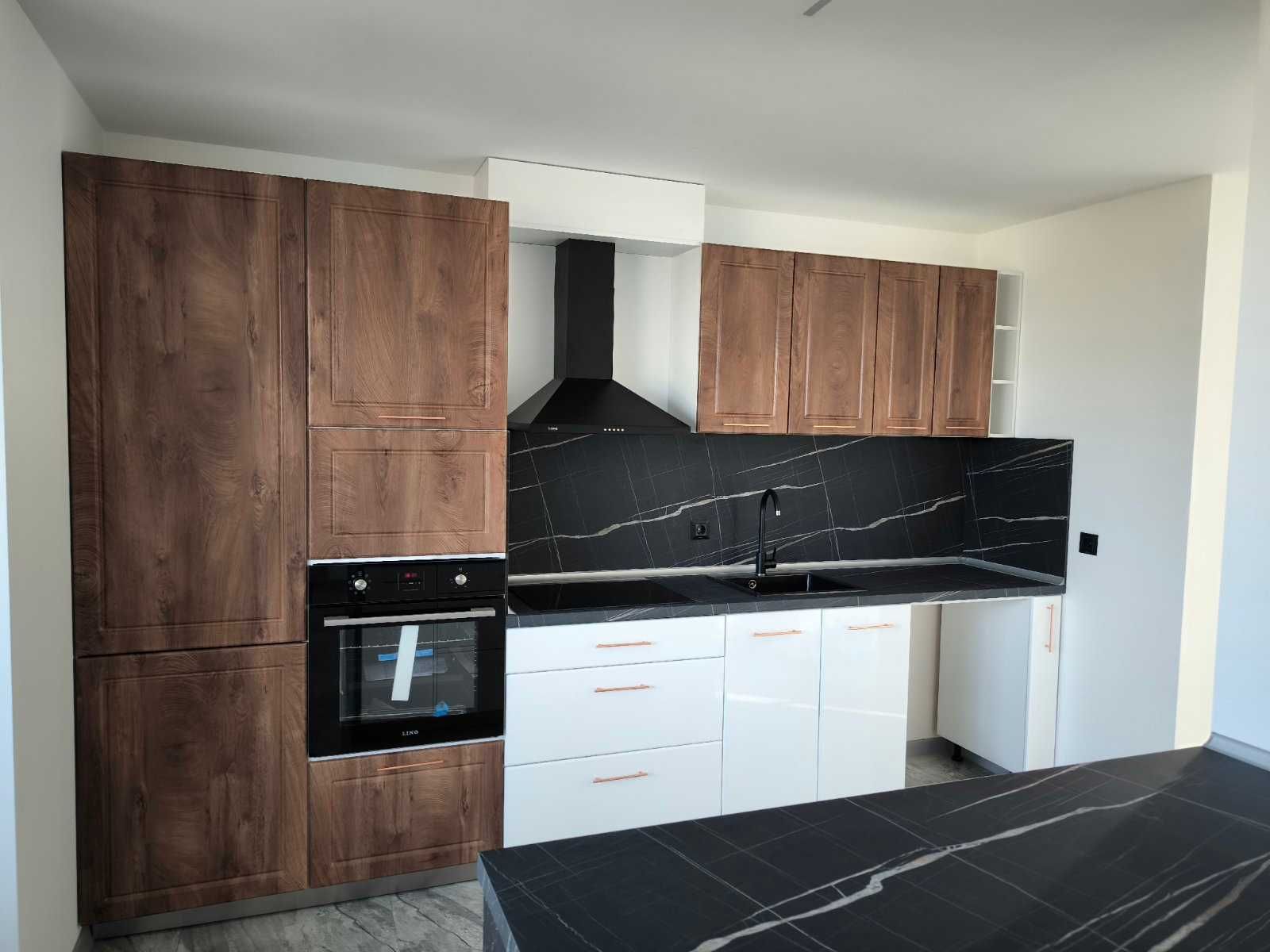 Продавам кухня с остров – 356 см + остров 154 см НОВА
