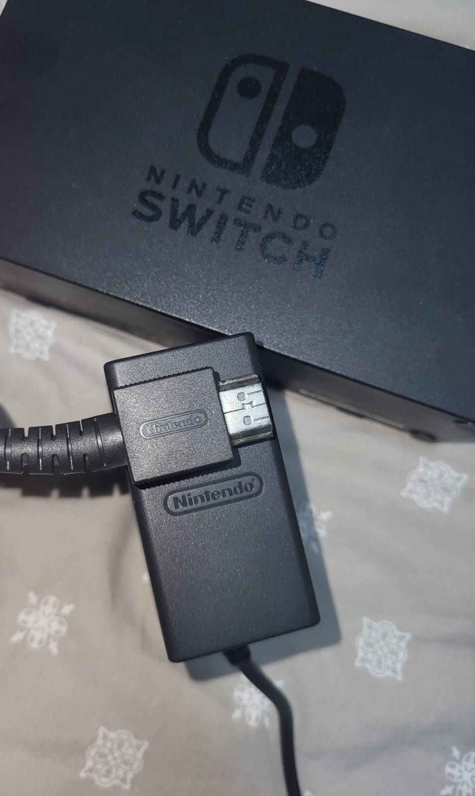 Nintendo switch + controler pro și 6 jocuri