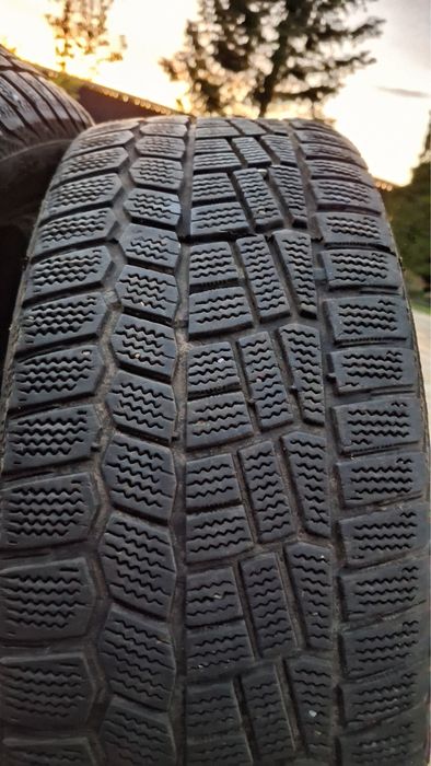 Anvelope iarna 205 55 R16, anvelopa vara 205 55 R16 si 225 65 R17