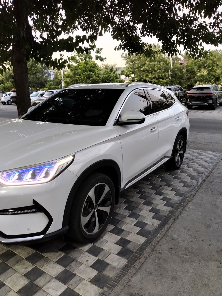 Прадается BYD song plus flesh