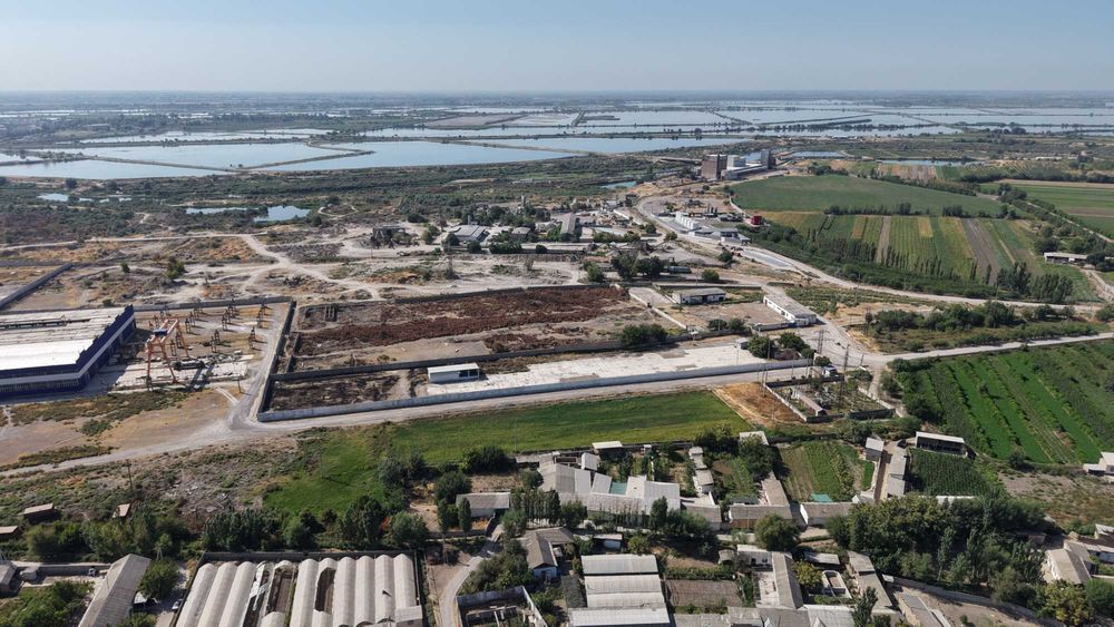 Продаётся 0,99 га. производственная база. Чиноз/  0.99公頃生產用地出售。 Chinoz