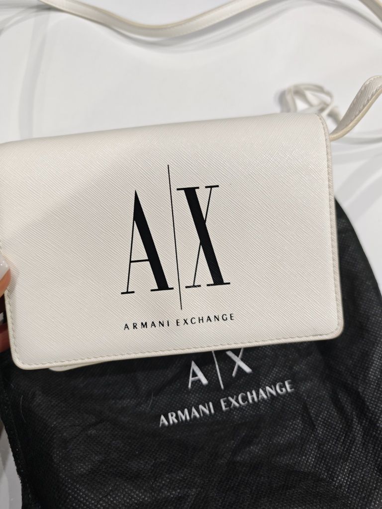 Чанта Armani Exchange