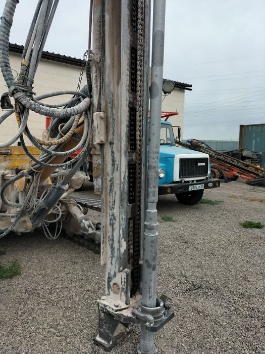 Буровая установка. Буровой станок.