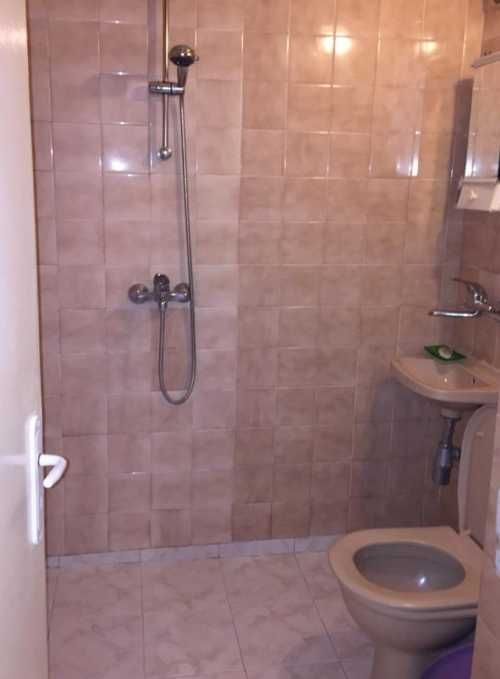 Дава се под наем Двустаен апартамент в Бургас, Лазур - 105 кв.м за 400 € - Снимка #8