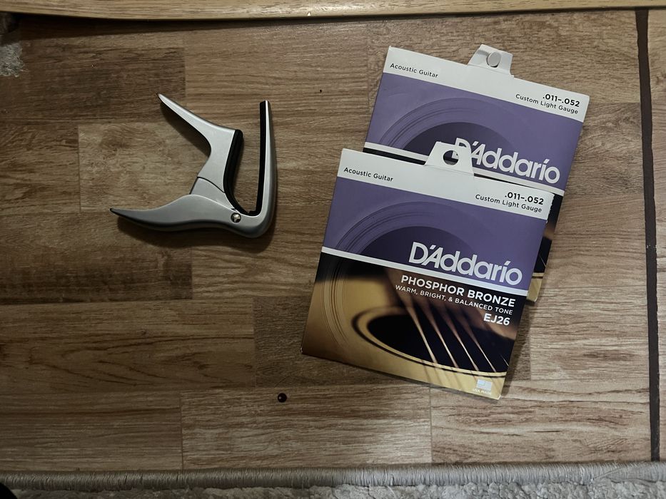 Chitara electro-acustica, cu capodastru , husa si corzi incluse