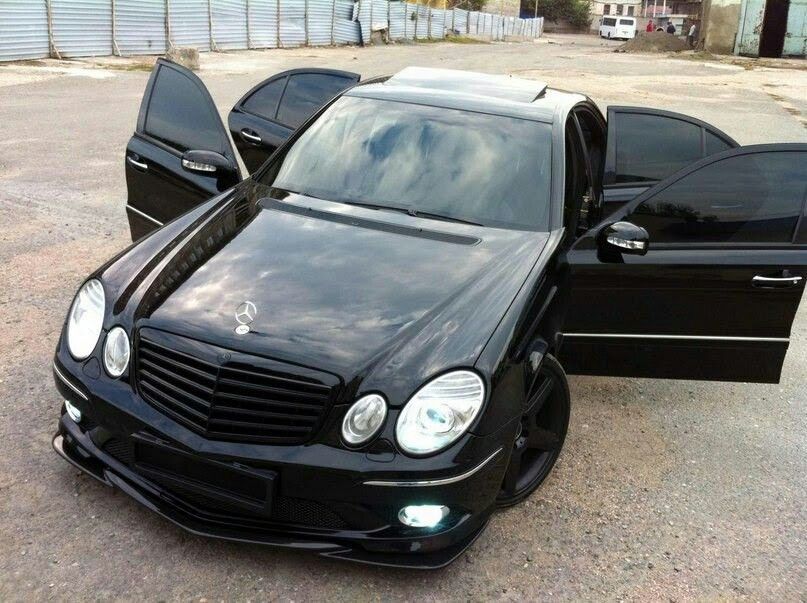 Бампер Мерседес 211 AMG6.3