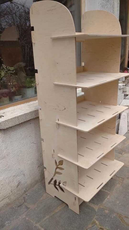 дървени стелажи за магазини