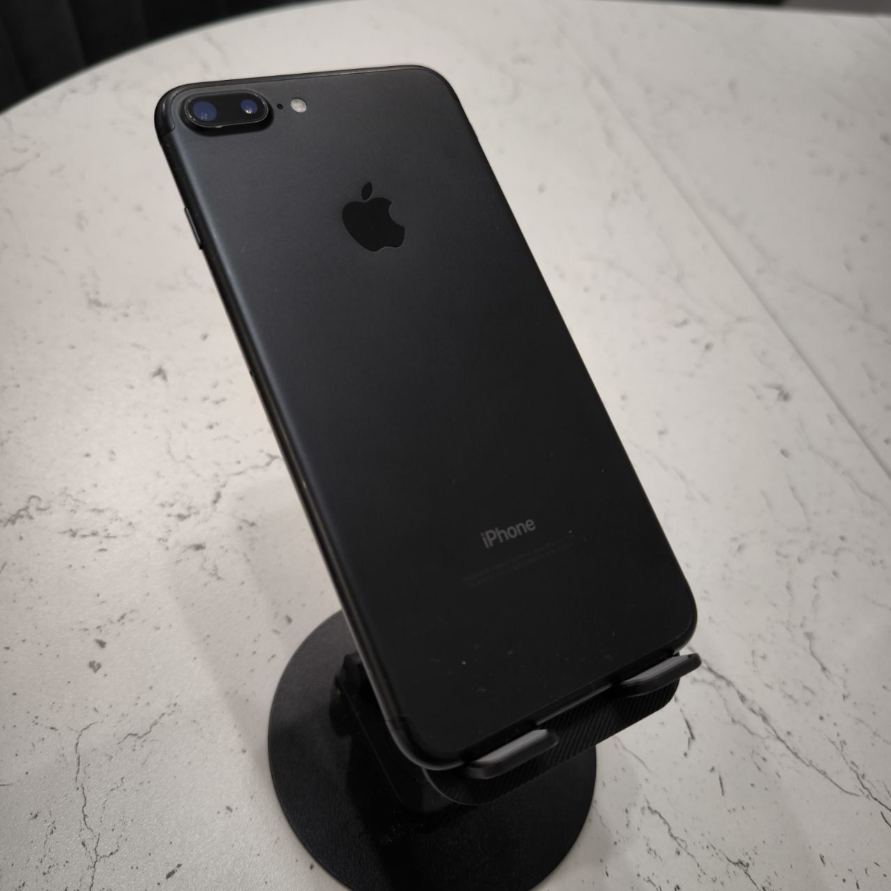 Iphone 7 plus в отличном состояний