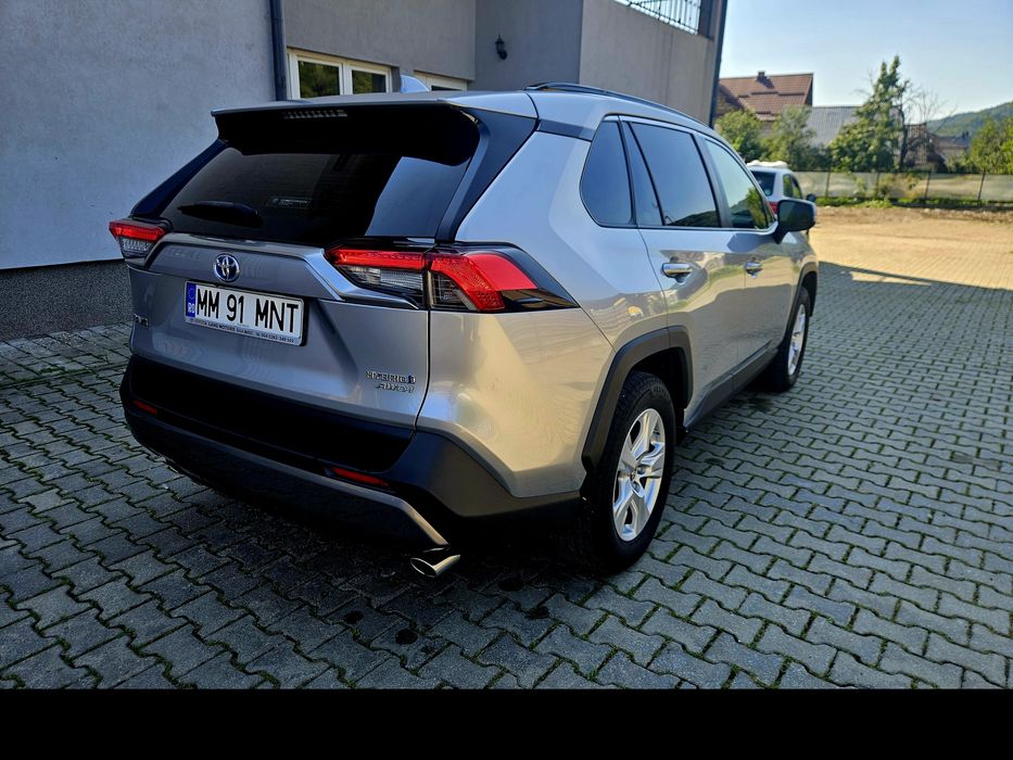 Toyota RAV4 2.5 Hybrid 4x4 VVT-iE Exclusive aproape noua 28.000 km