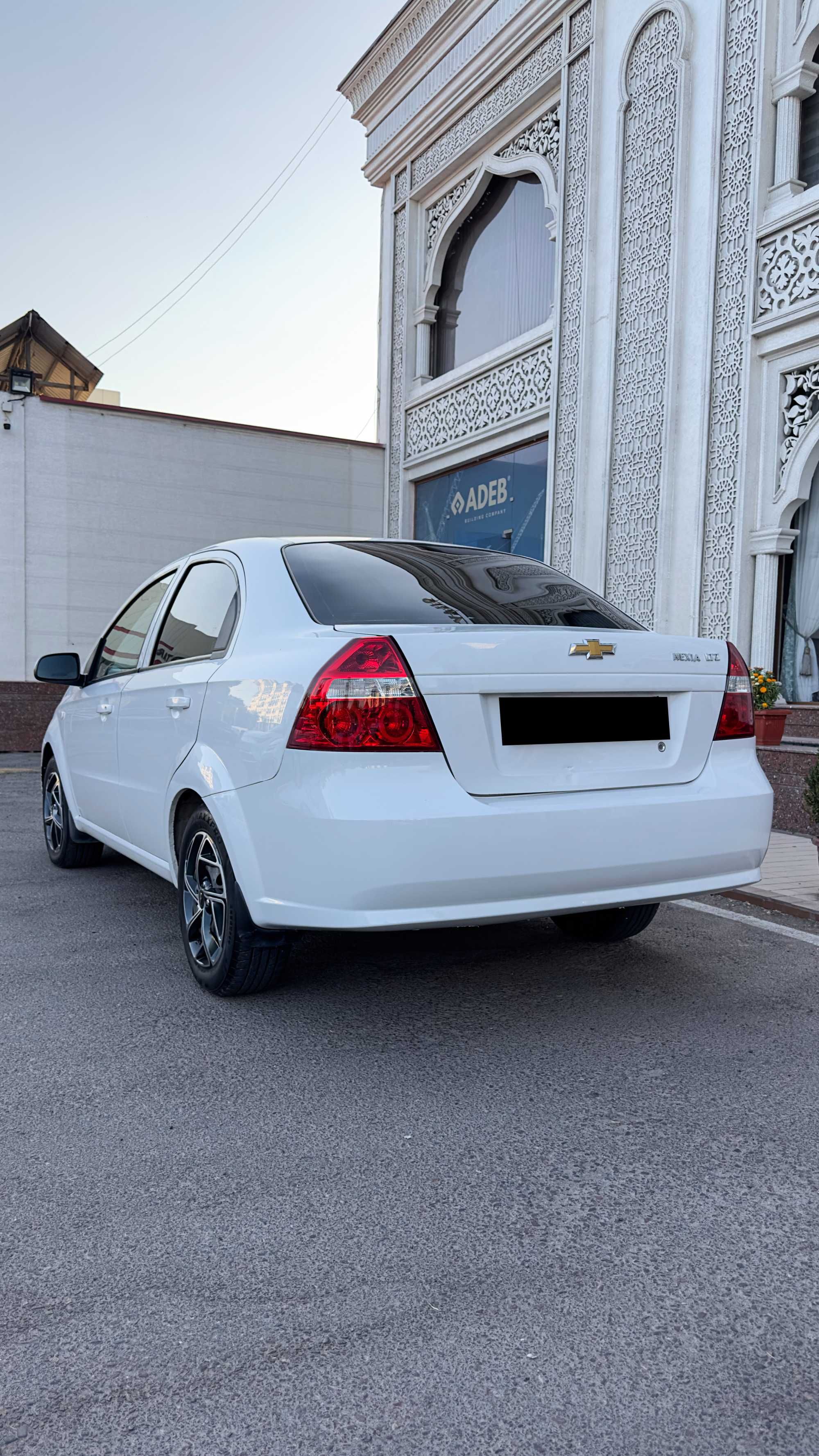 Nexia 3 Avtomat sotiladi Gazi bor!