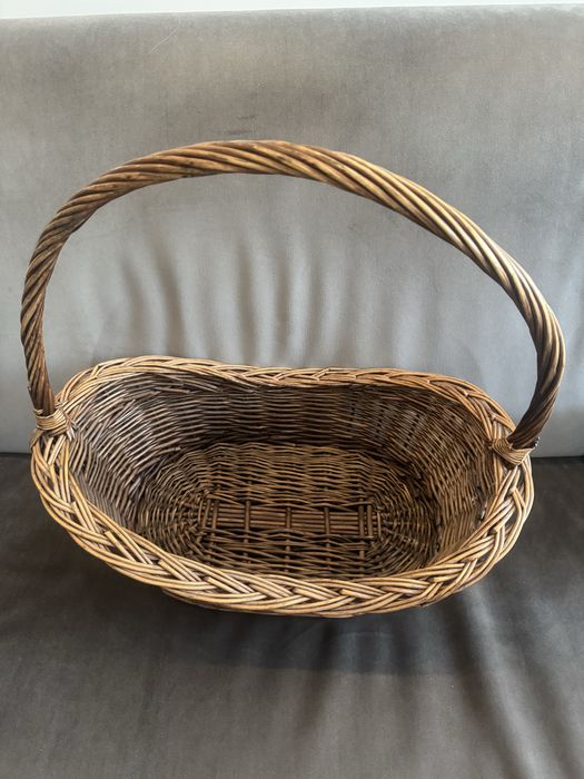 Корзина плетеная