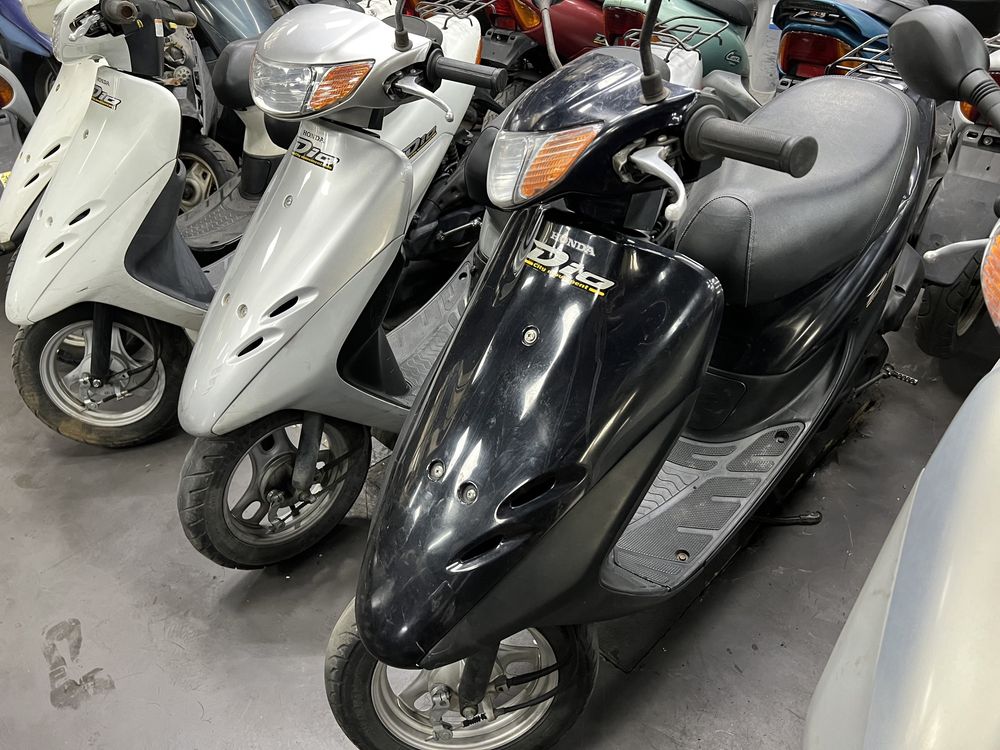 Свеже Доставленные Мопеды-Скутеры из Японии Honda Dio AF34,AF35,Cesta.