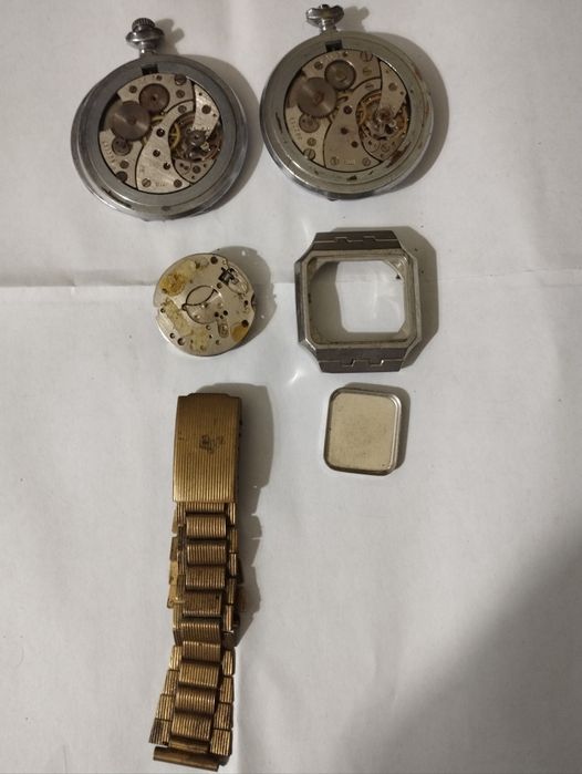 Продам советские наручные часы