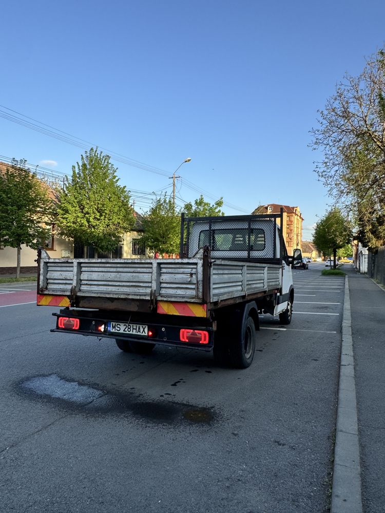 Iveco Daily Basculabil pe 3 parti 35c12 , (35c15 35c18 55c15)
