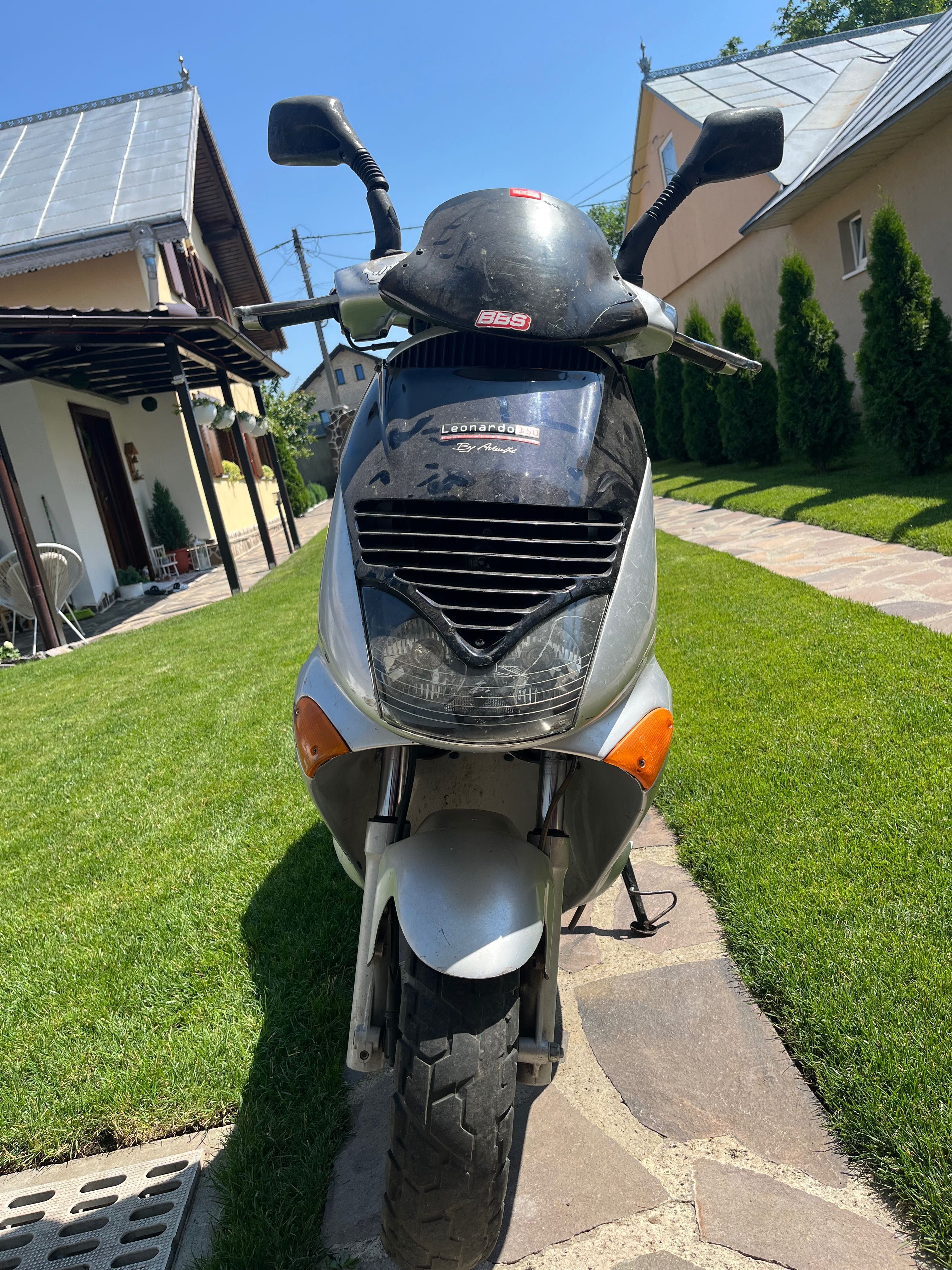 Aprilia Leonardo 150