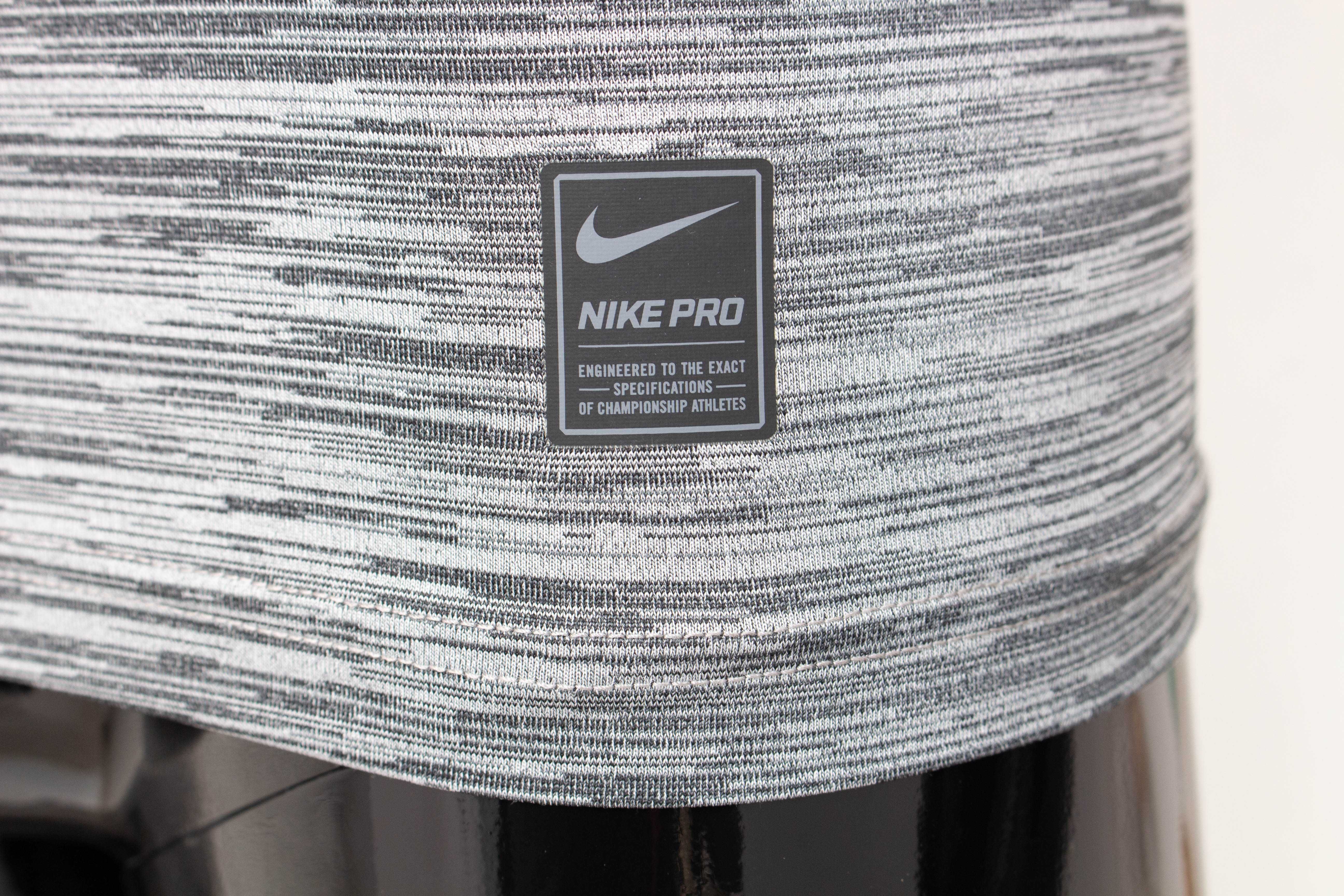NIKE PRO Dri-Fit сива мъжка оригинална тениска размер M