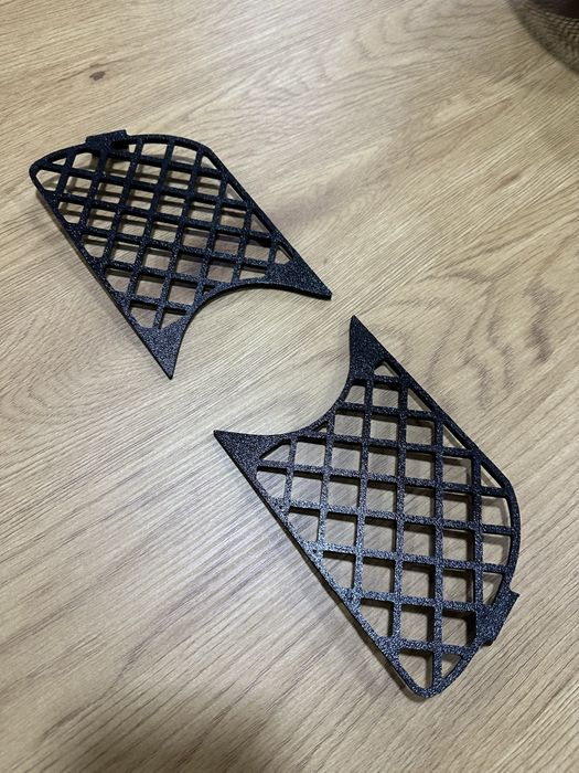 Решетки за халогени BMW Е46 Мтех