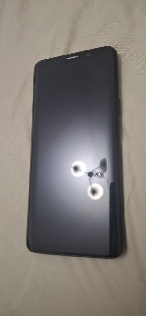 2 telefon Samsung S9 va A 51 original karopka dokument