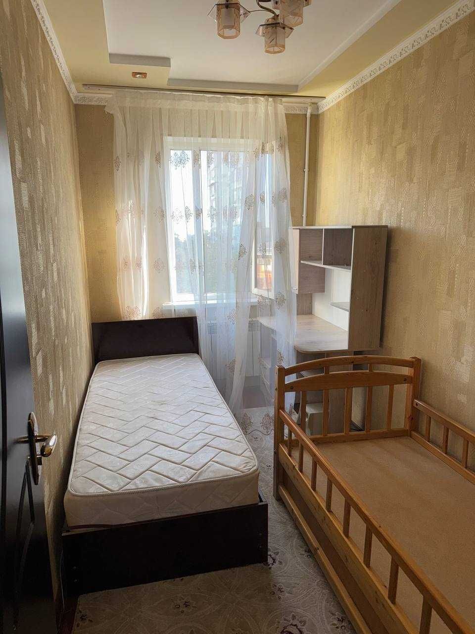 СРОЧНО продам трехкомнатную квартиру.