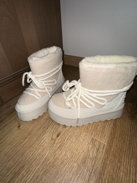 Дамски апрески,ботуши