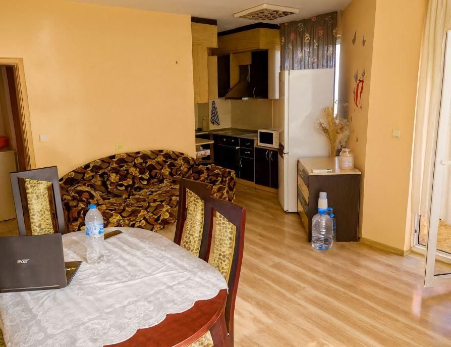 Дава се под наем Двустаен апартамент в Варна, Възраждане 1 - 65 кв.м за 490 € - Снимка #1