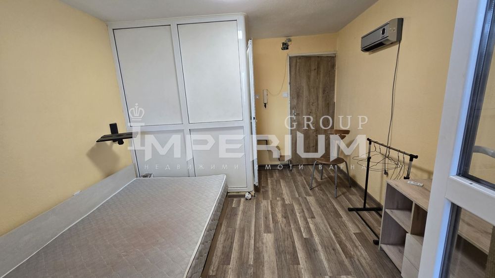 Дава се под наем Едностаен апартамент в Варна, Левски - 20 кв.м за 244.8 € - Снимка #2