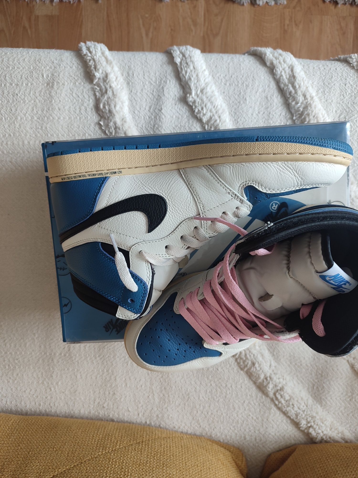 Jordan 1 Travis Scott High Fragment