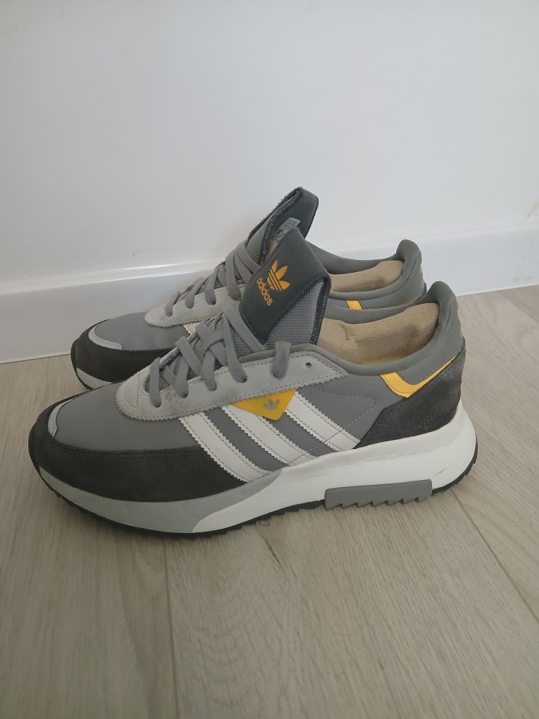 Adidasi nr 43 Grey