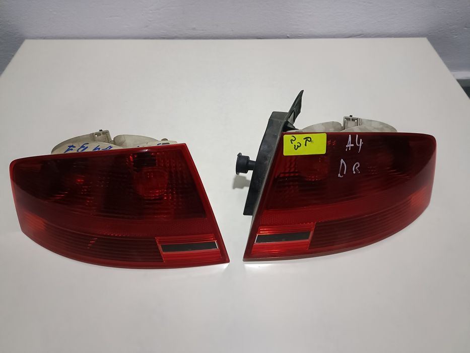 Tripla stop Audi A4 2004-2007 aripă Sedan
