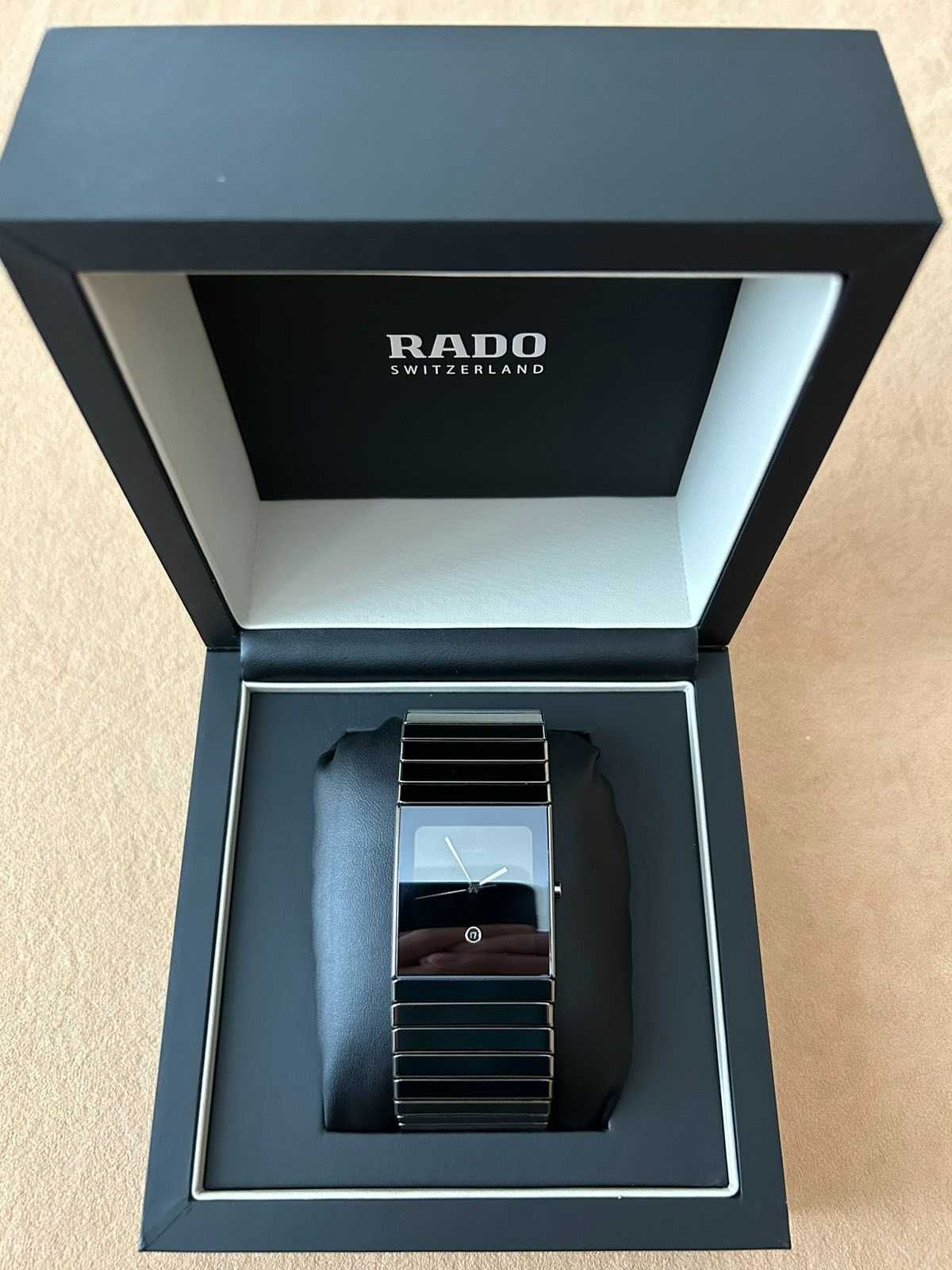 Часовник RADO - неразличим от нов!