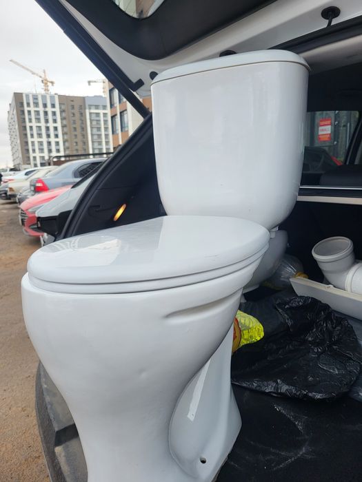 Продам унитаз и раковину