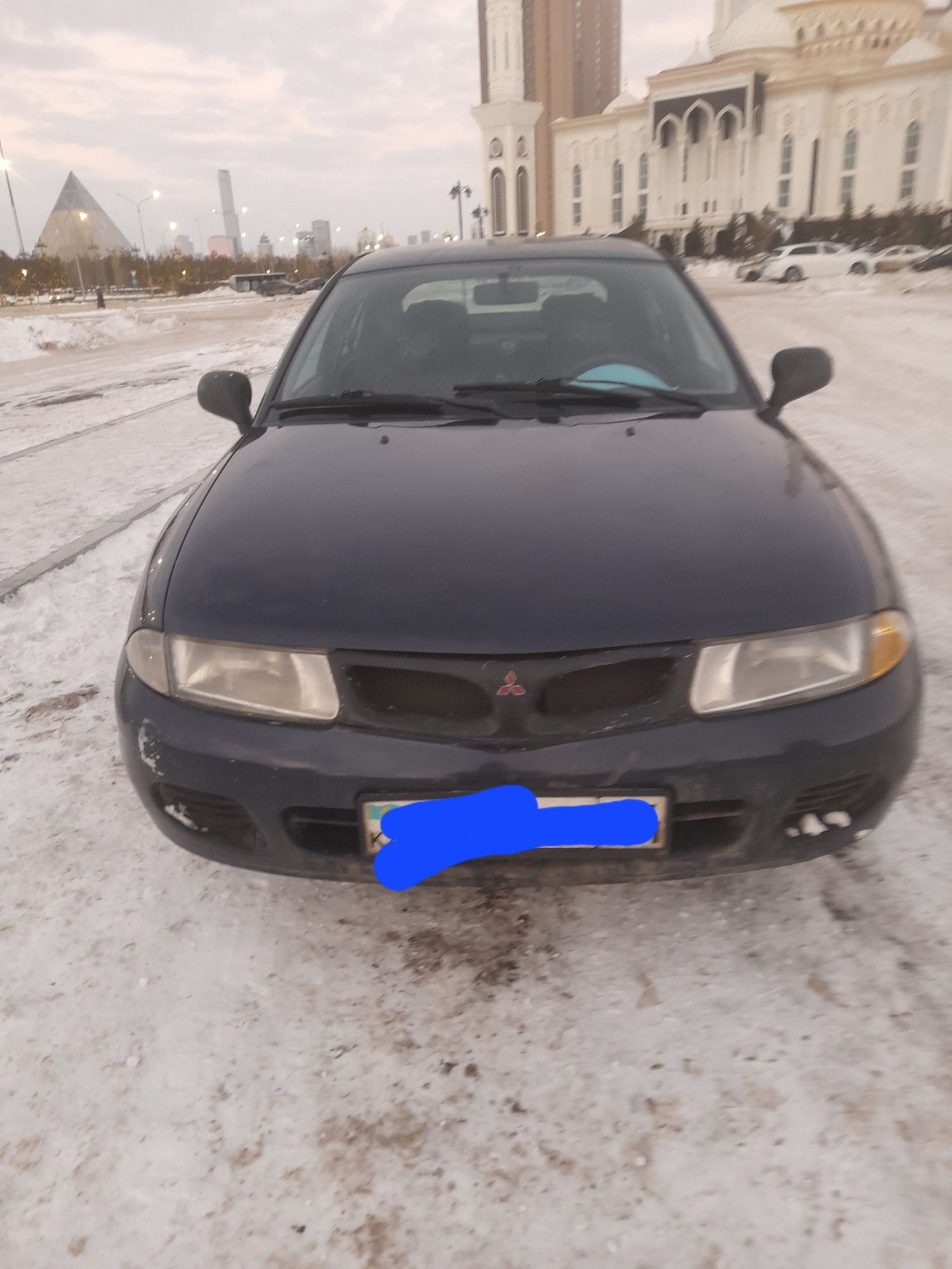 Мицубиси Каризма