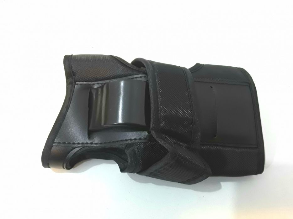 SET PROTECTIE PEMIUM FIRST pentru Role, Skateboard - NOU