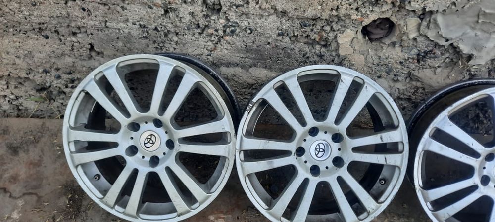 Продам диски r17