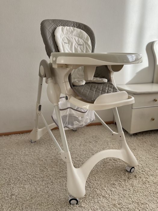 Продам стульчик для кормления