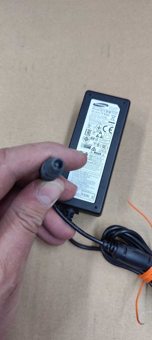 alimentator incarcator samsung 14v 1.1A mufa rotunda cu pin nou