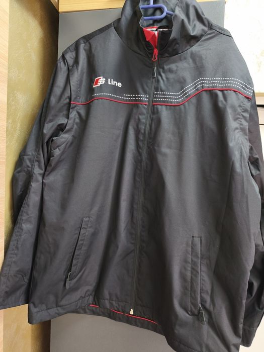 Оригинално клубно яке Ауди S line.