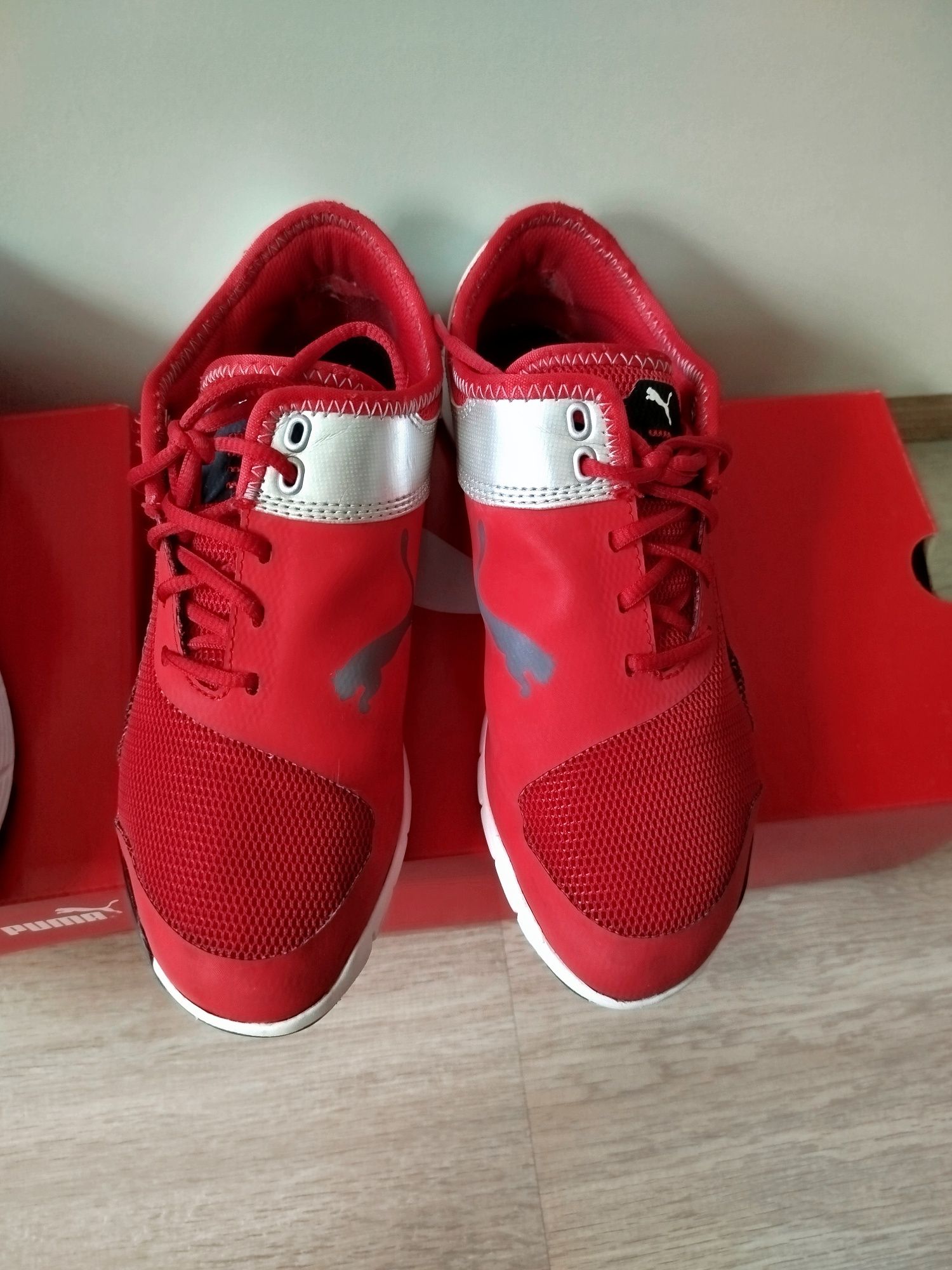 Маратонки Puma номер 36