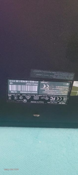 Am Laptop ASUS de vânzare urgent 450Lei