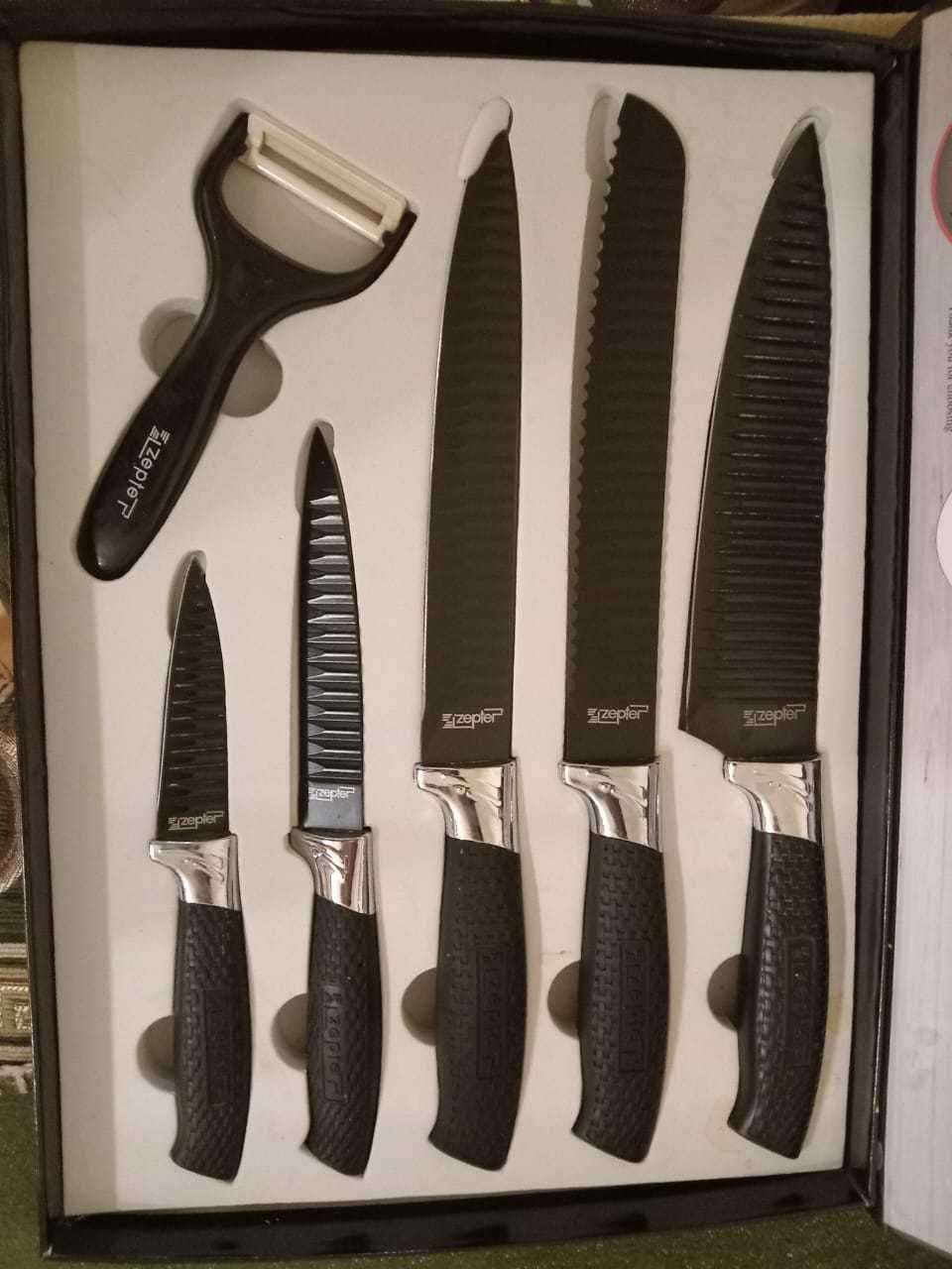 Продам комплект ножей.