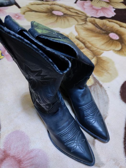 Из натуральной Кожи казаки