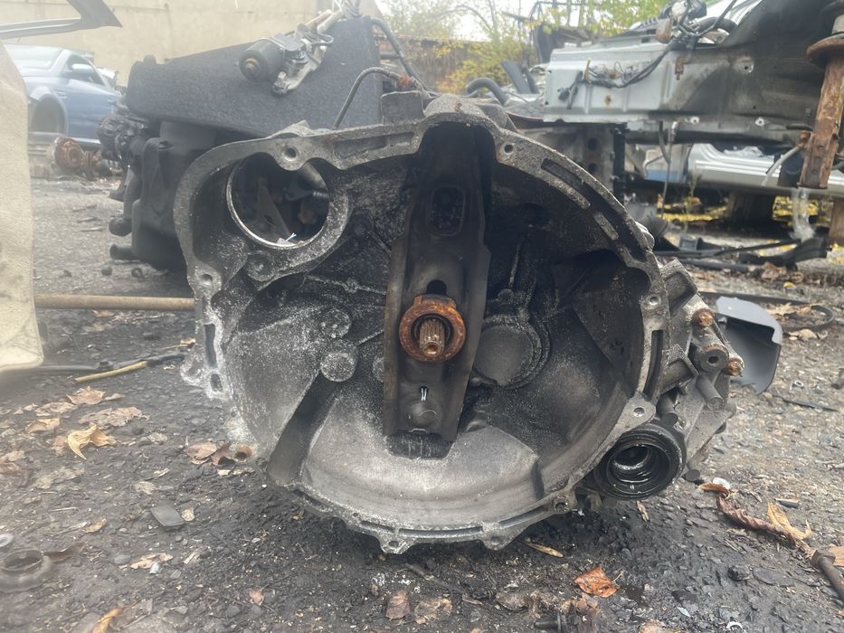 Скоростна кутия за mitsubishi colt 1.3 i мицубиши колт